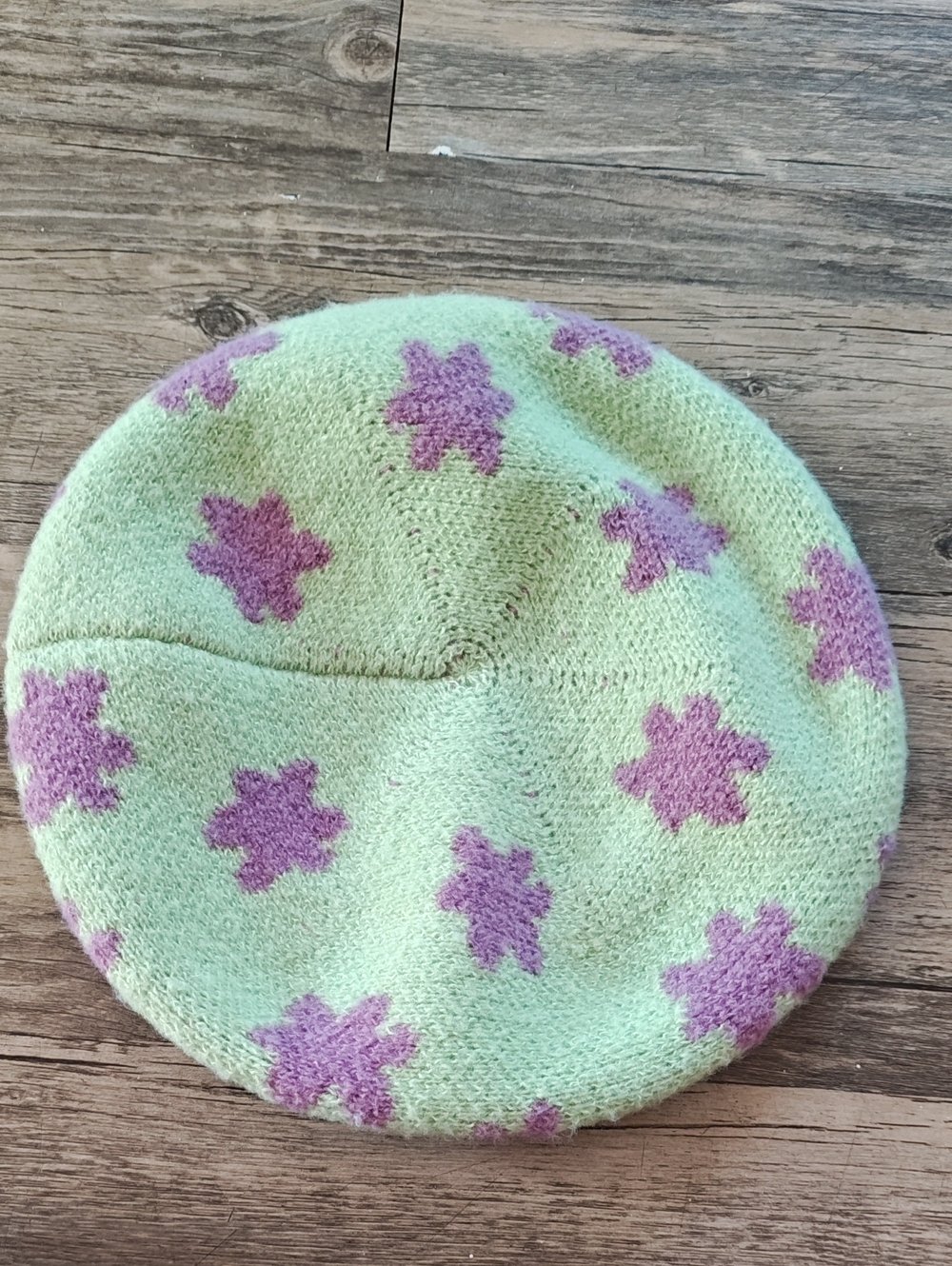 NWT Wild Fable Beret Green And Floral